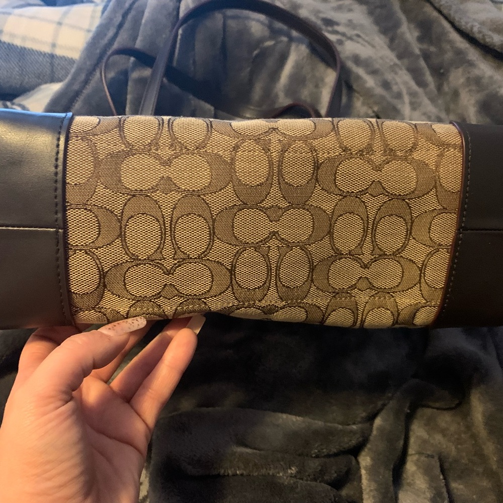 Coach Shoulder Bag - Picture 2 of 10